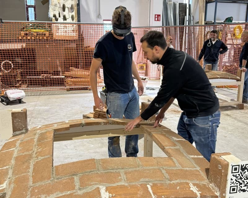 Realtà Aumentata in edilizia: la ricerca di Vittorio Paris-4 La realtà aumentata applicata ai cantieri: la ricerca guidata da Vittorio Paris (UniBg) per migliorare progettazione, formazione e sicurezza in edilizia-4
