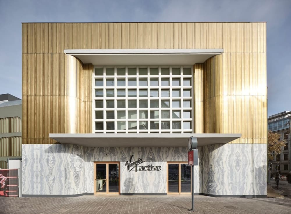 De Amicis racconta 20 anni di architettura: dal recupero dell'ex Cinema Maestoso alla sfida della sostenibilità oltre la tecnologia. Leggi l'intervista-4