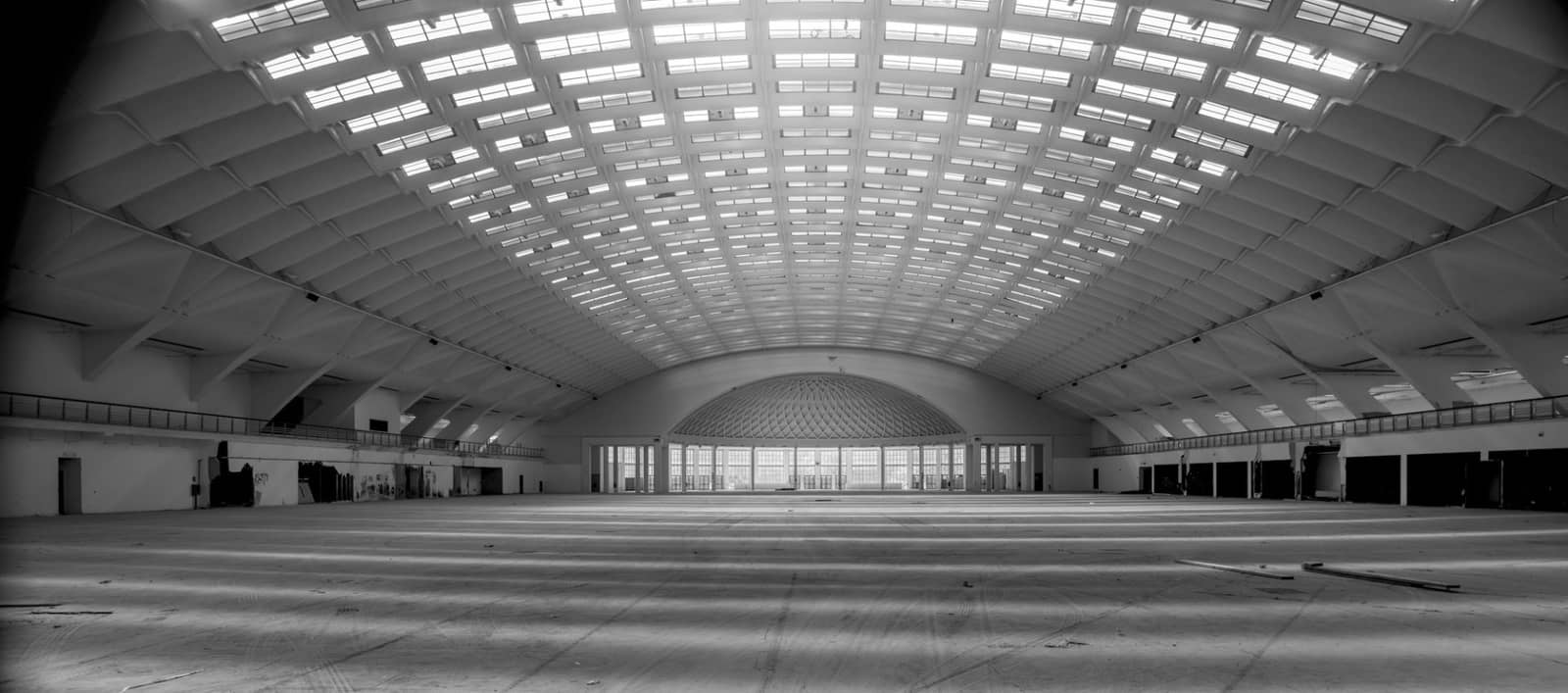 A Torino Esposizioni prende forma la nuova Biblioteca Civica, che trasforma il capolavoro di Nervi in un grande hub culturale. Approfondisci nel blog-4