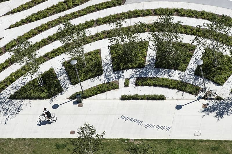 Scopri l’Atlante delle pavimentazioni e i calcestruzzi Heidelberg Materials drenanti e a ridotte emissioni per città più resilienti, fresche e sostenibili-4