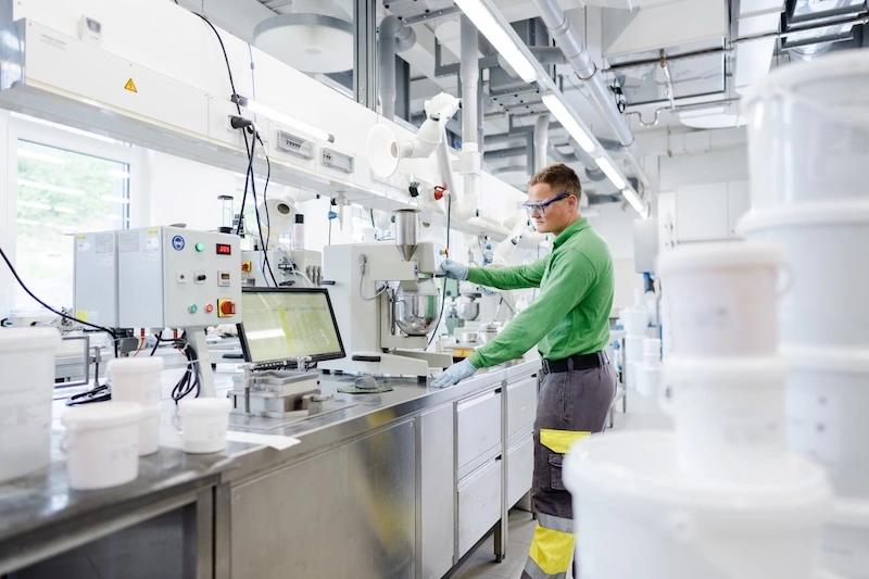 La sostenibilità è davvero uscita dai radar? Andrea Zuanetti racconta come evolve la transizione climatica nelle imprese e nel settore delle costruzioni-2