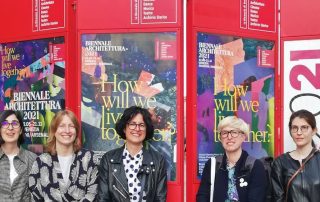 Alla Biennale di Venezia, RebelArchitette celebra innovazione e diversità nell'architettura italiana. Scopri le più importanti voci femminili nel settore-1