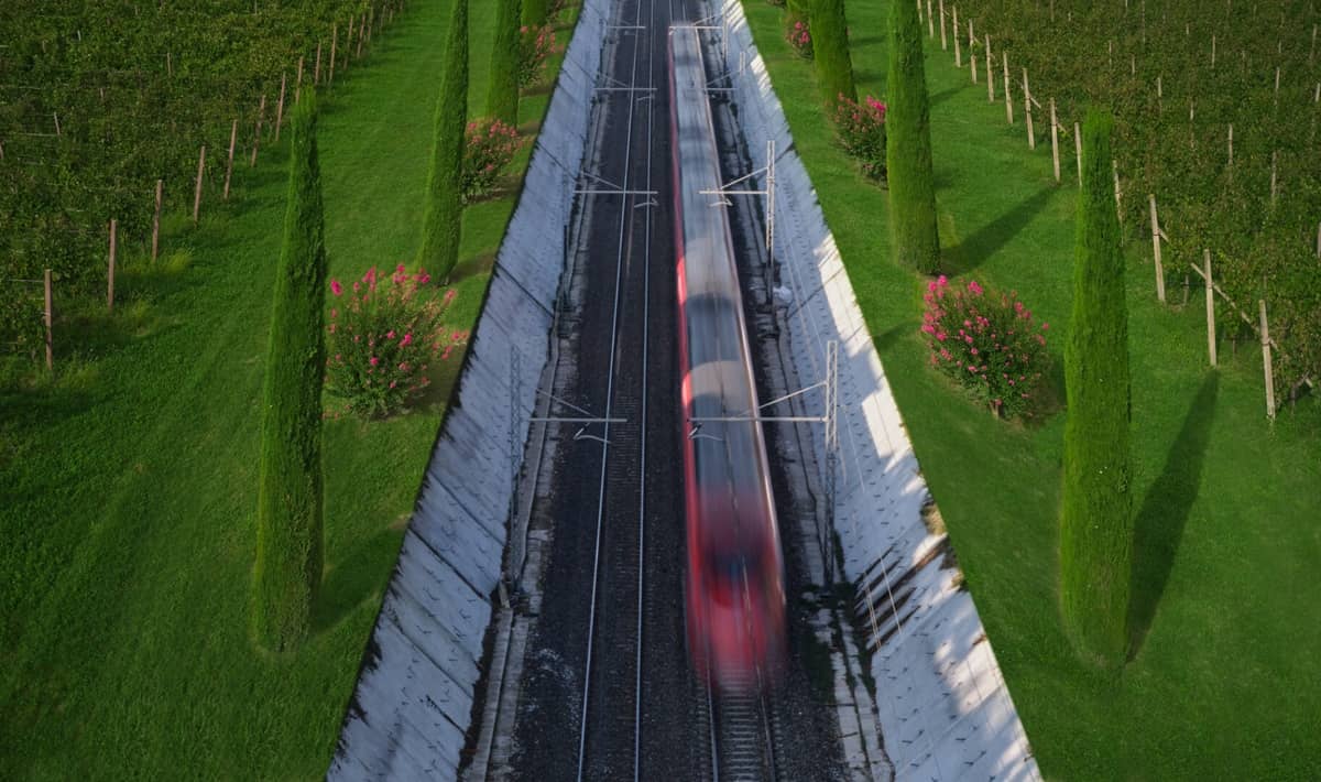 Infrastrutture green: l’importanza dei prodotti sostenibili-2 La sostenibilità nelle infrastrutture è essenziale per il futuro. Scopri come l'utilizzo di prodotti green può contribuire alla crescita sostenibile-2